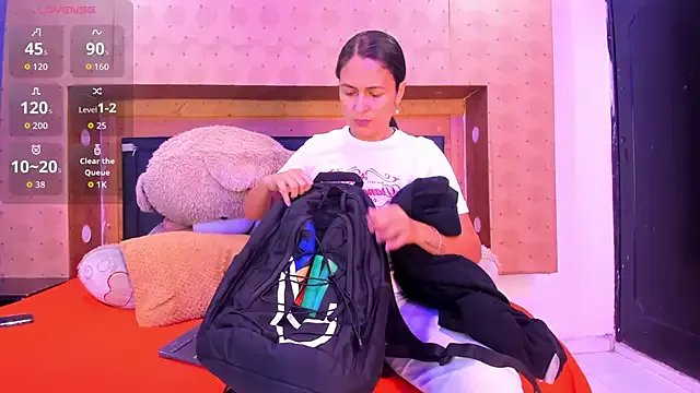 SofiCams1 on StripChat