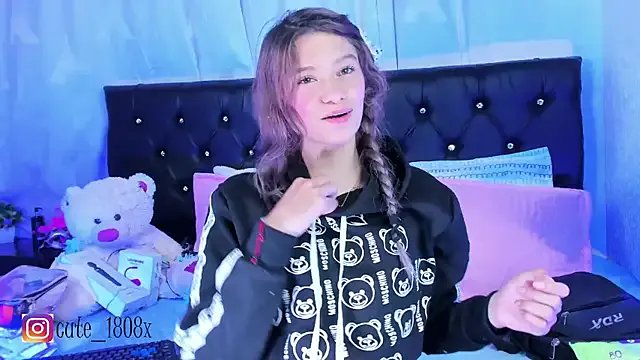 Sofiia_cute_ on StripChat