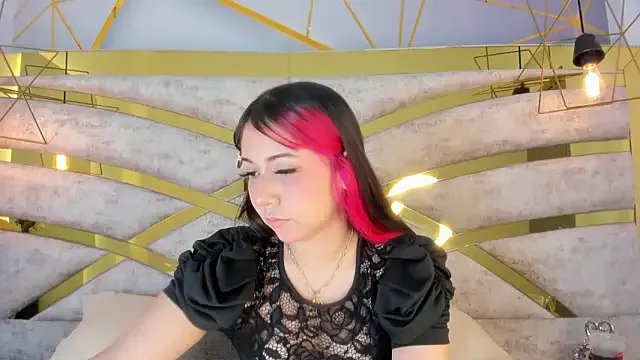 Sofiia_Rossee_ — toy control 2 minutes domi