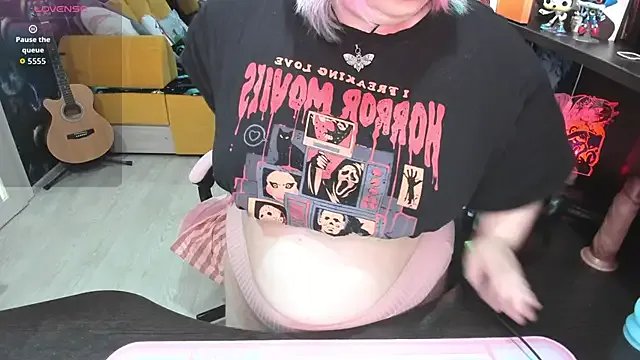 Softie_Sofy on StripChat