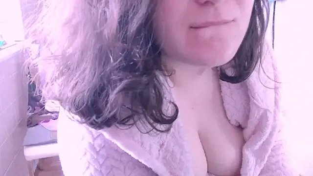 Freechat SoftLia on StripChat