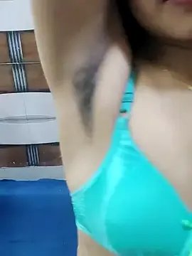 Soni_cute86526 on StripChat