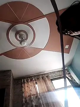 Soniya_Roy on StripChat