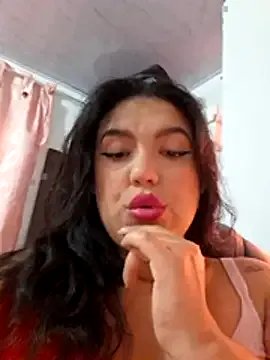 Sophie-hatter on StripChat