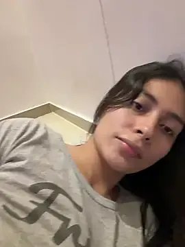 Sophie__Foxxx on StripChat