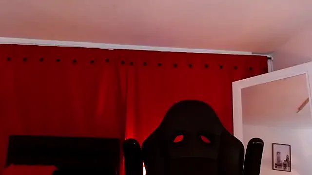 sophie_ramirez — Spank ass x 5