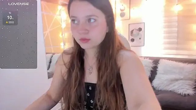 sophiee09_ on StripChat