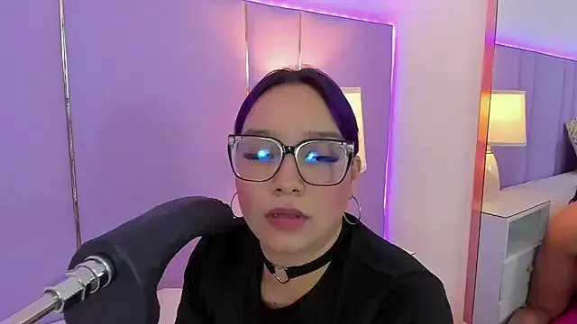 SophyRuiz_ on StripChat