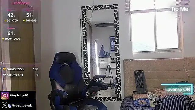 soyander03_ on StripChat