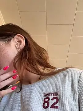 SpaceCowWhore on StripChat