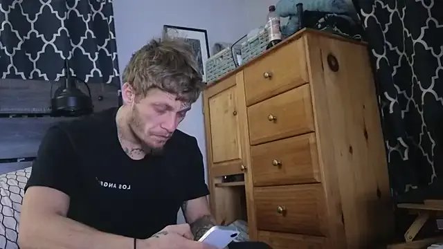 spazz247 — Freechat on StripChat