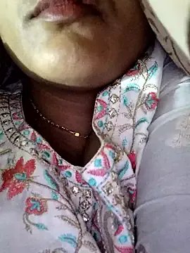 spicysuhana on StripChat