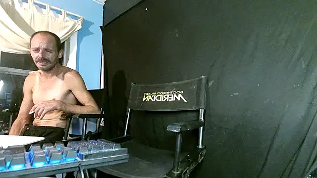 Freechat Splash_Queen420 on StripChat