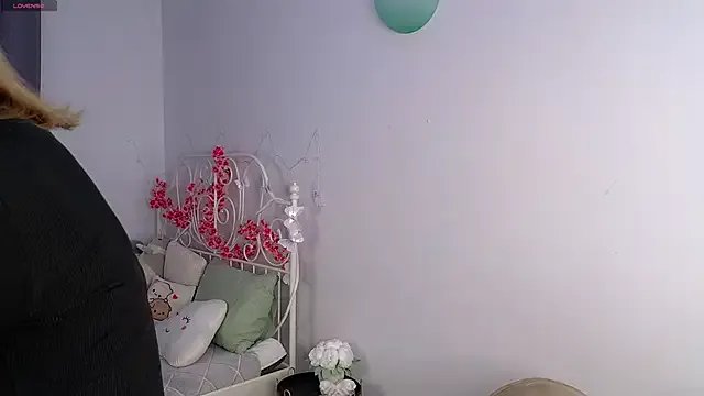 springloveee — risky panties tease