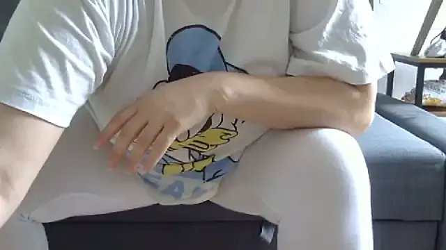 Squirtlady38 on StripChat