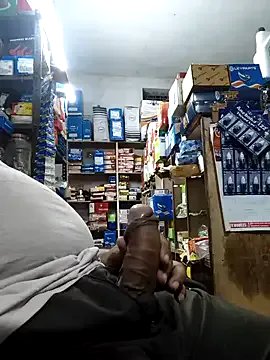 Srmotrs on StripChat