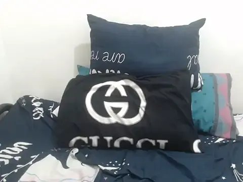 stacie_iris on StripChat