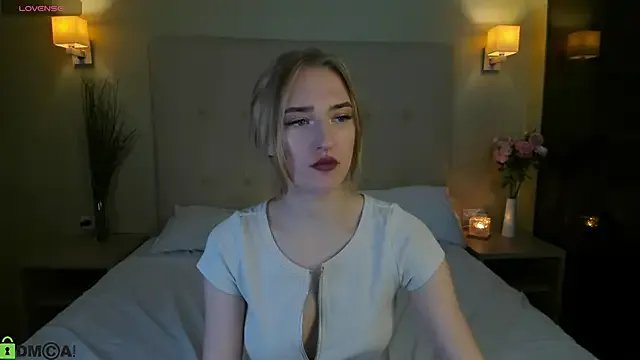 Stacy_River on StripChat