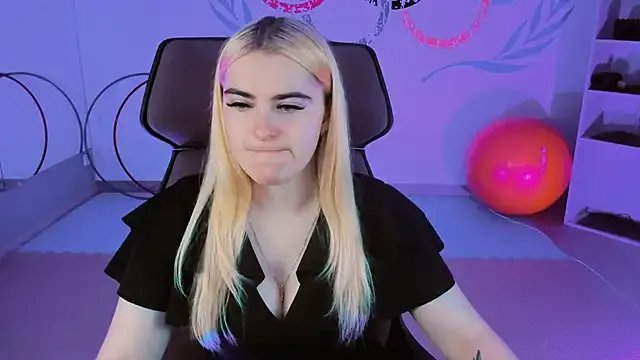 Stef_Nicks on StripChat