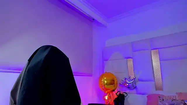 SteffyMontes on StripChat