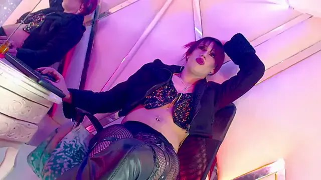 StefyFerrer on StripChat