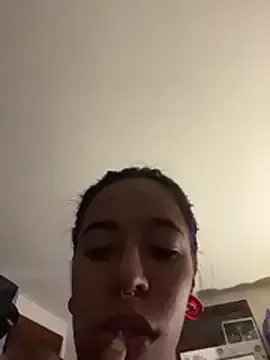 stephania_t on StripChat