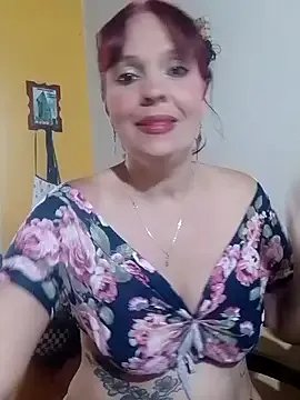 sthefania1710 on StripChat