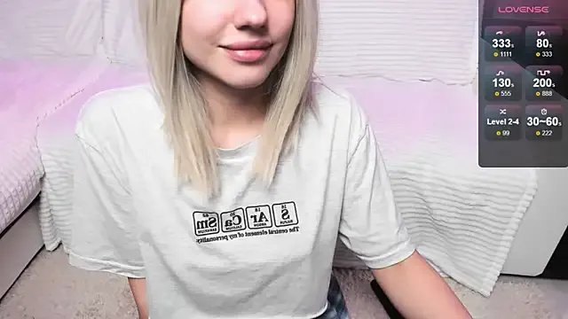 Stiflers_mum — DRESS UP