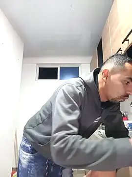 Freechat stivenlujan69 on StripChat