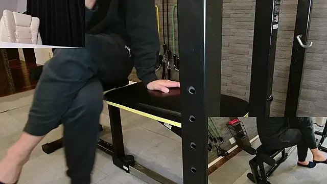 Stretch-man on StripChat