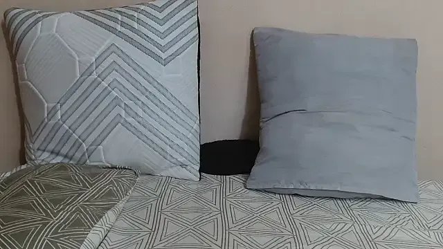 SugarPoppy24xxx on StripChat