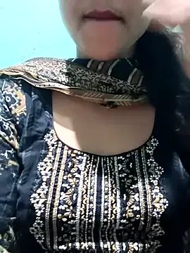 SugarWithSpice on StripChat