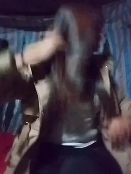 Freechat sulove_xx on StripChat