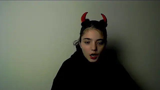 Sun_Shine__ on StripChat