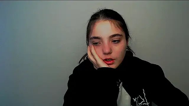 Sun_Shine__ on StripChat