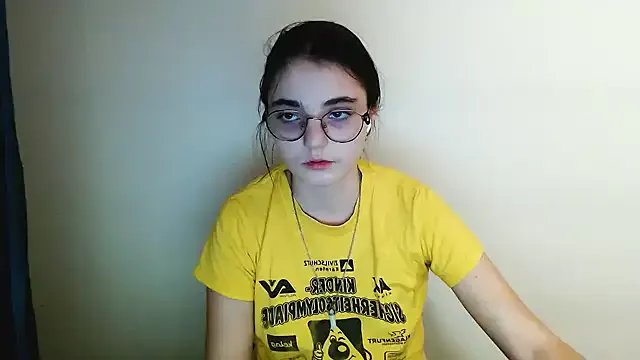 Sun_Shine__ on StripChat