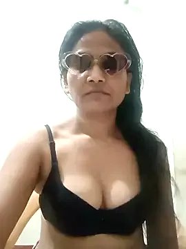 Freechat sunita6009 on StripChat
