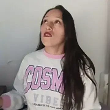 Sunshine_e on StripChat