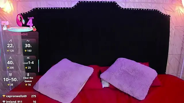 Suxan_White_ on StripChat