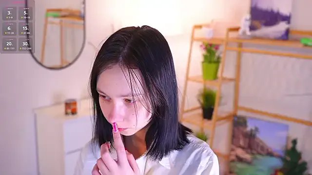 SuzanneHowse — Do you want to cover my tits with foam?