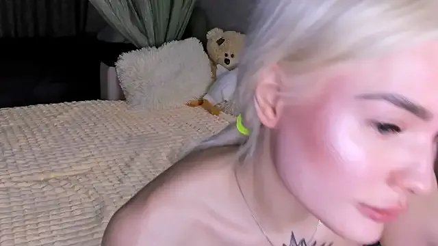 Sweeet_Barbie on StripChat