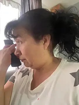 Freechat Sweeetness_Milf on StripChat