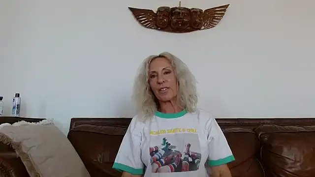 Sweet-Ginger on StripChat