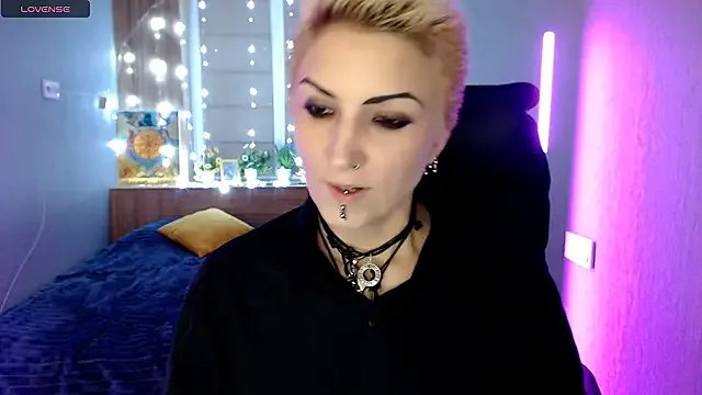 Freechat Sweet-n-Strong on StripChat