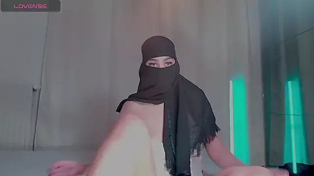 sweet_diazzz on StripChat