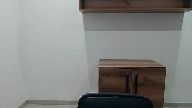 SweetBellaa_ on StripChat