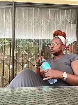 SweetCandy84 on StripChat