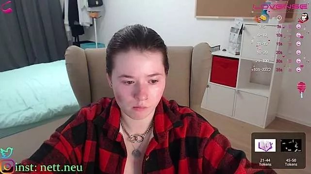 sweetest_pie on StripChat