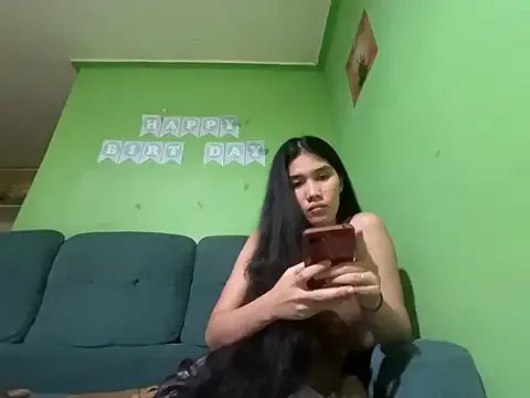 Sweetiebabe25 on StripChat
