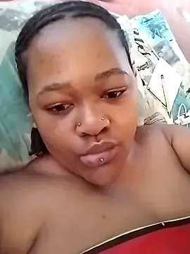 SweetJuicyPussy97 on StripChat